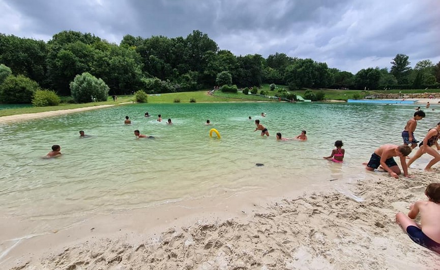 Les vacances d'été avec le service jeunesse 