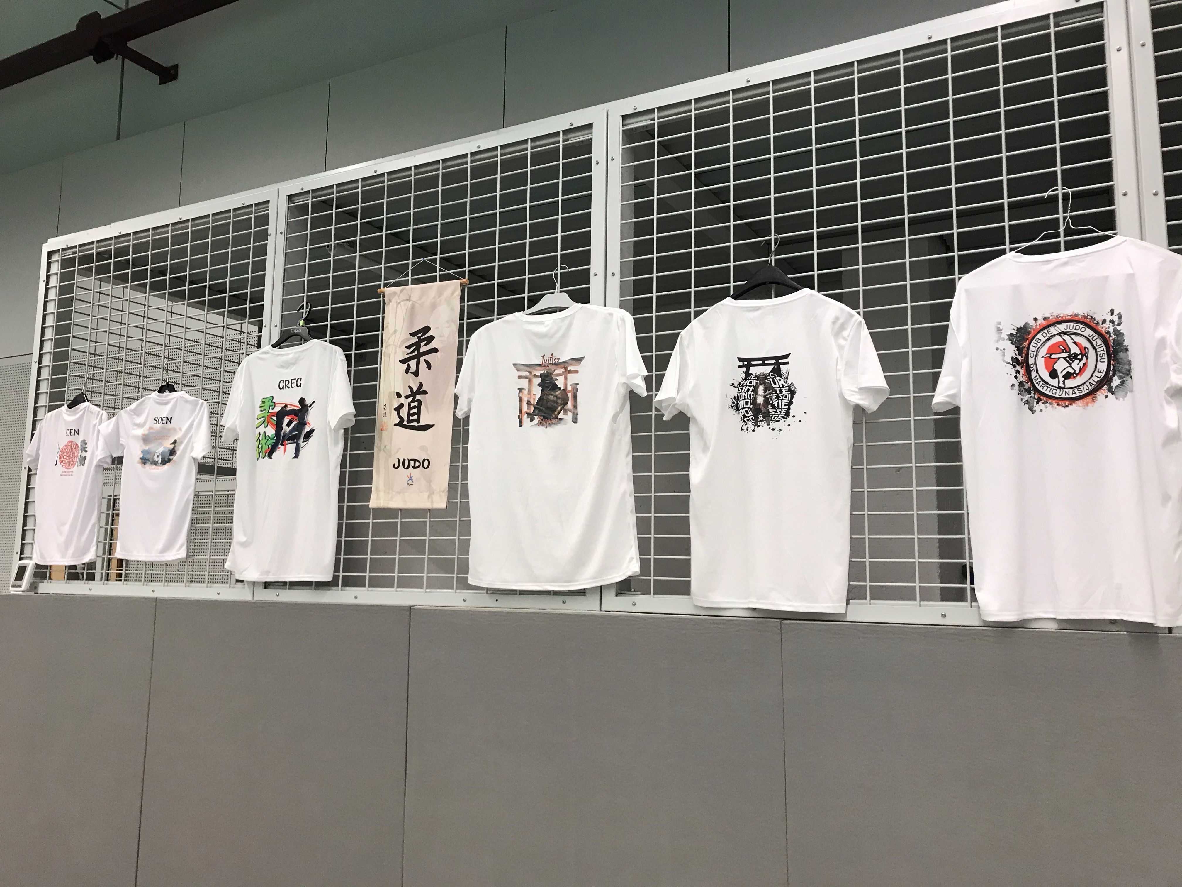 Nouveau T-shirt personnalisables du club !