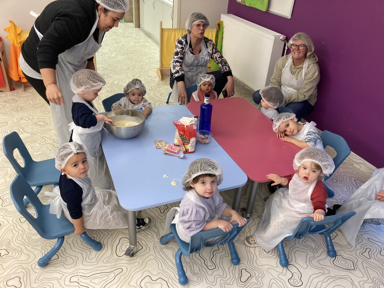 𝐀𝐭𝐞𝐥𝐢𝐞𝐫 𝐩𝐚̂𝐭𝐢𝐬𝐬𝐞𝐫𝐢𝐞 à la crèche familiale !