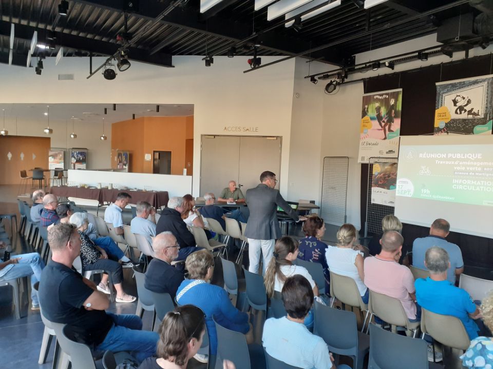 Réunion publique - Liaison voie verte RD211