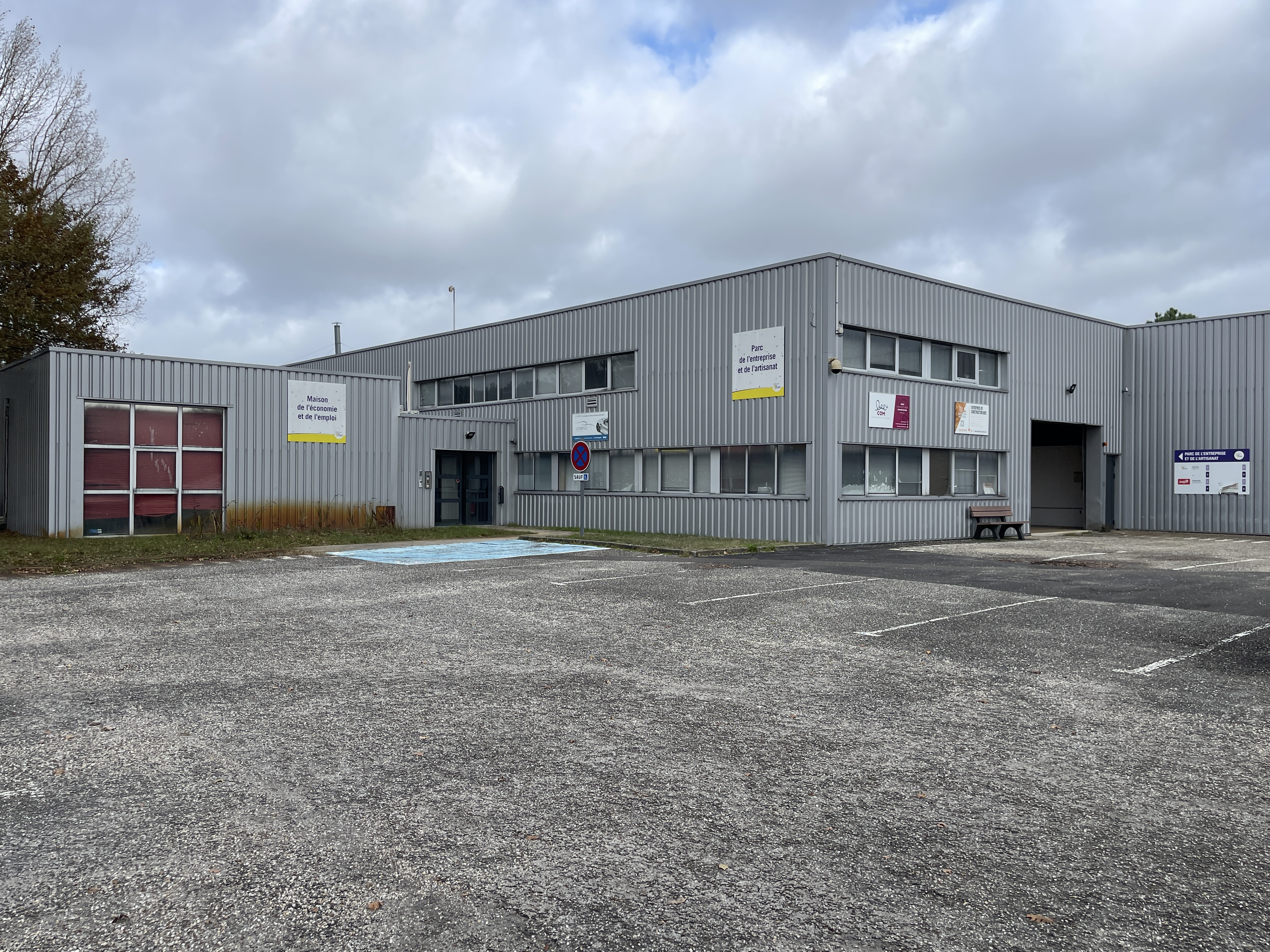 PEA - Locaux disponibles