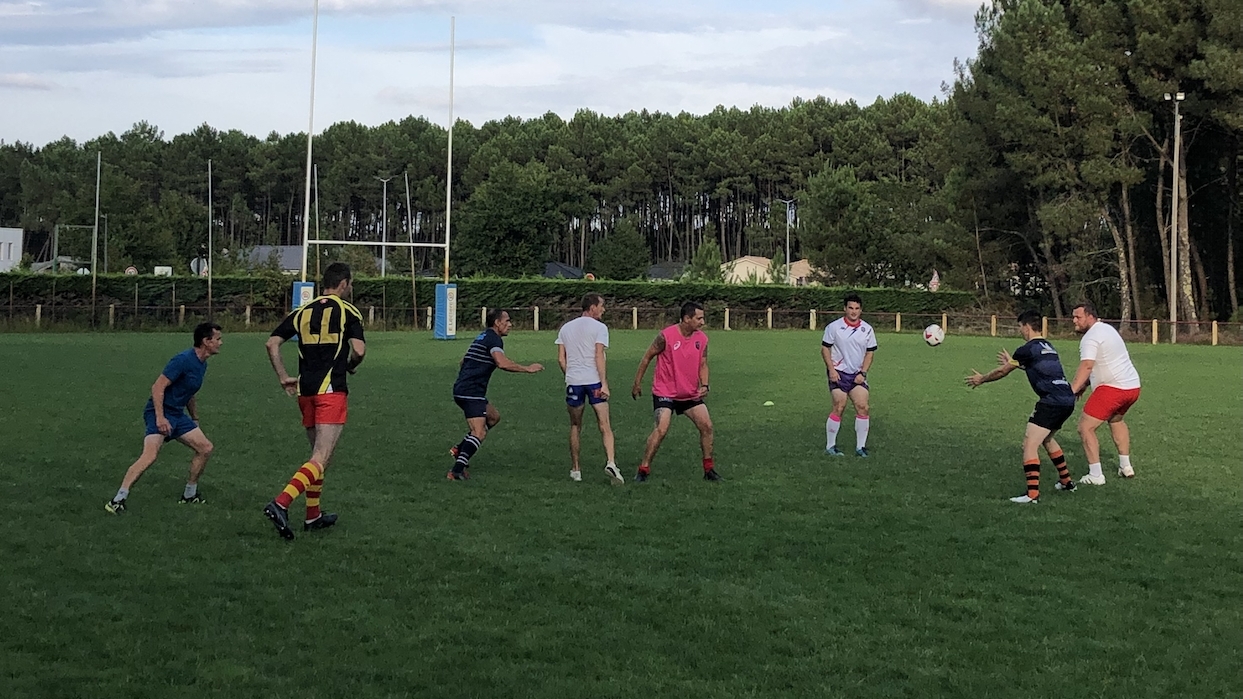 Découvrez le Rugby à 5 loisir mixte !