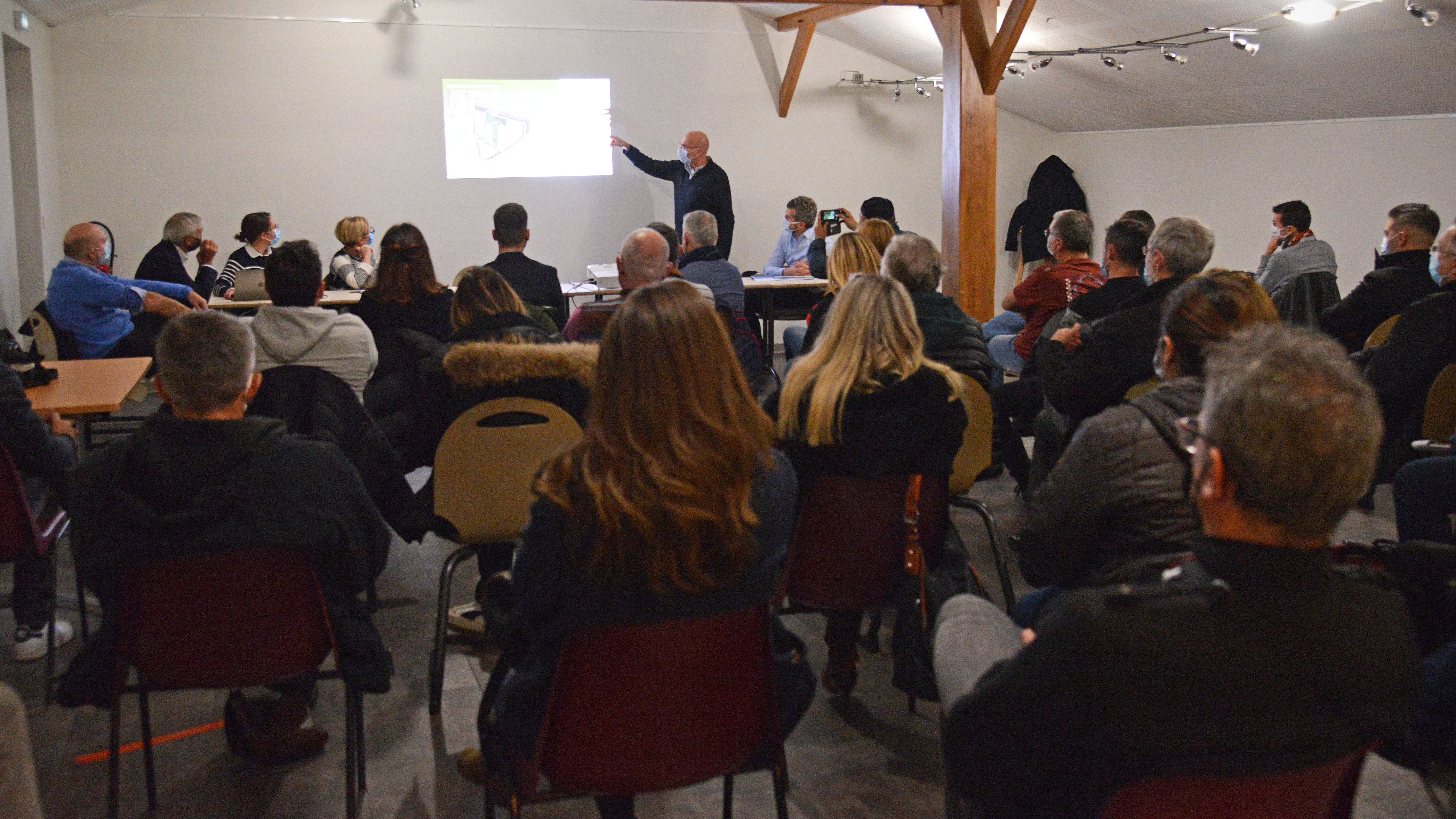 Retour sur la réunion de concertation : projet parc d'activité Bassin Avenue