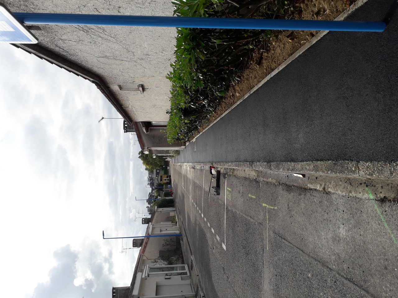 Réfection des trottoirs à Boé-Cités 