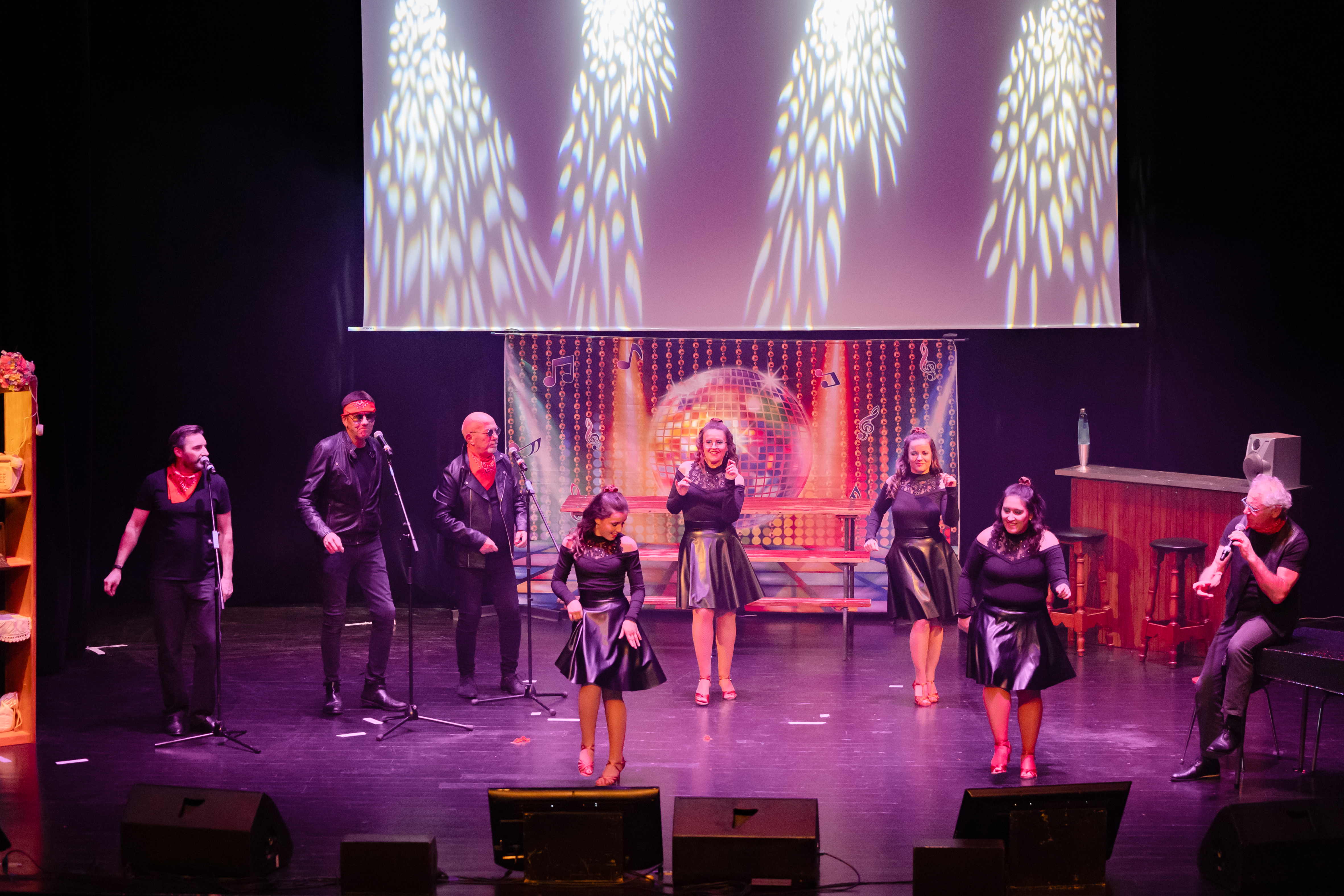 Quelques nouvelles de notre association Danc’Sing Show 