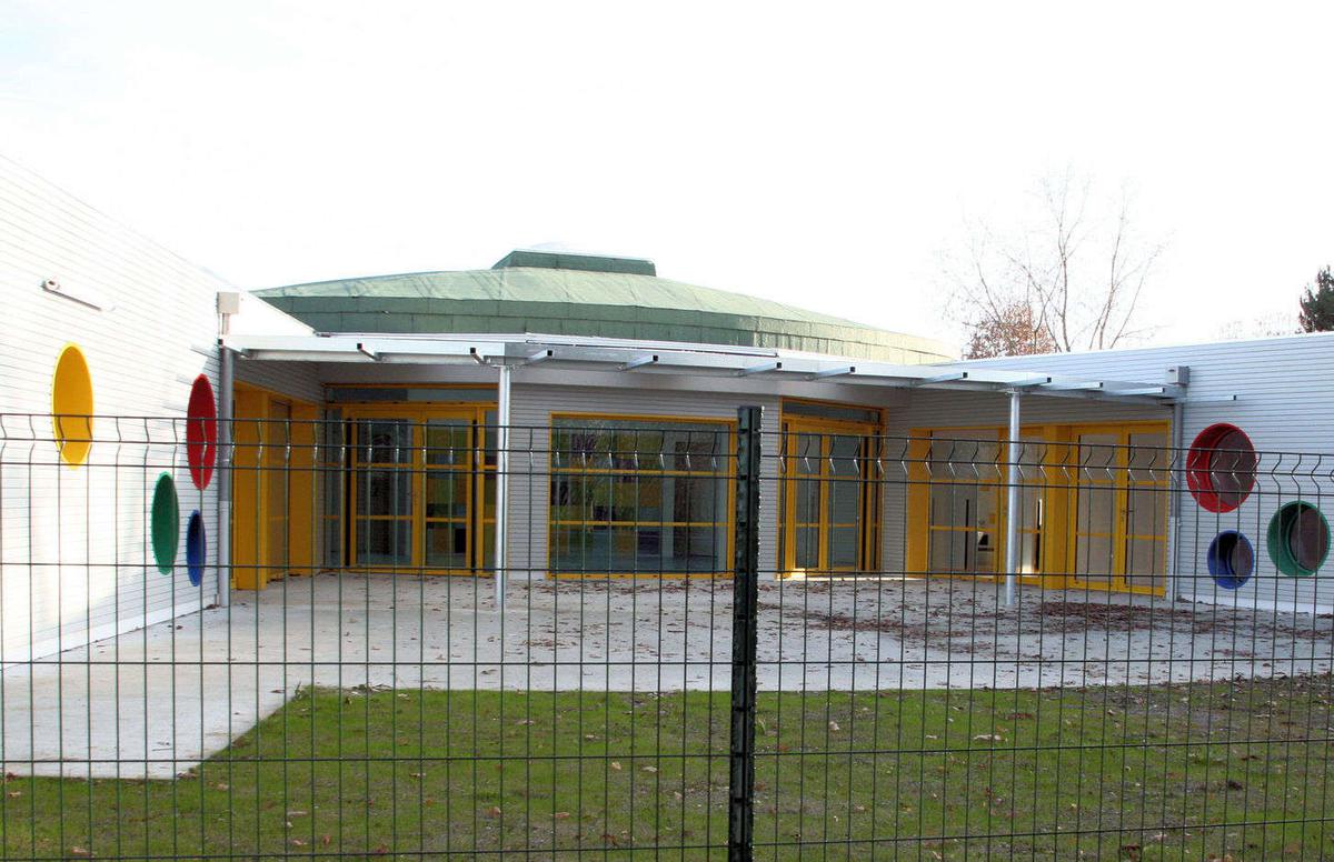 CRECHE PETIT BOUCHON