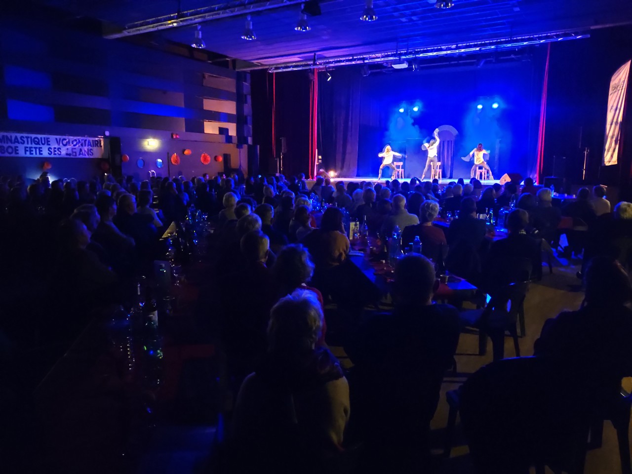 Dîner spectacle avec la troupe théâtrale atelier expressions 