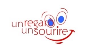 UN REGARD UN SOURIRE