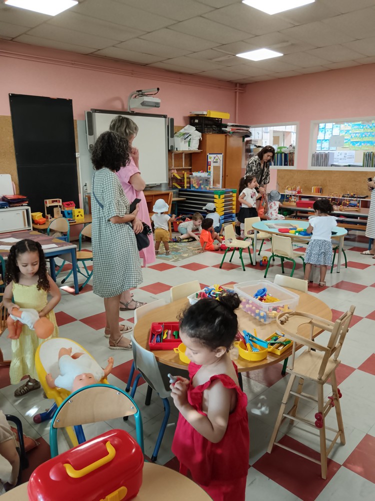 Échange crèche-école