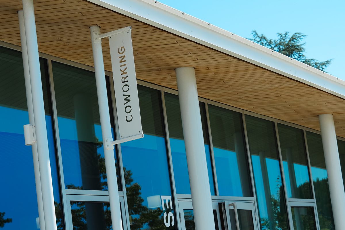 Place V reste ouvert pendant les vacances 