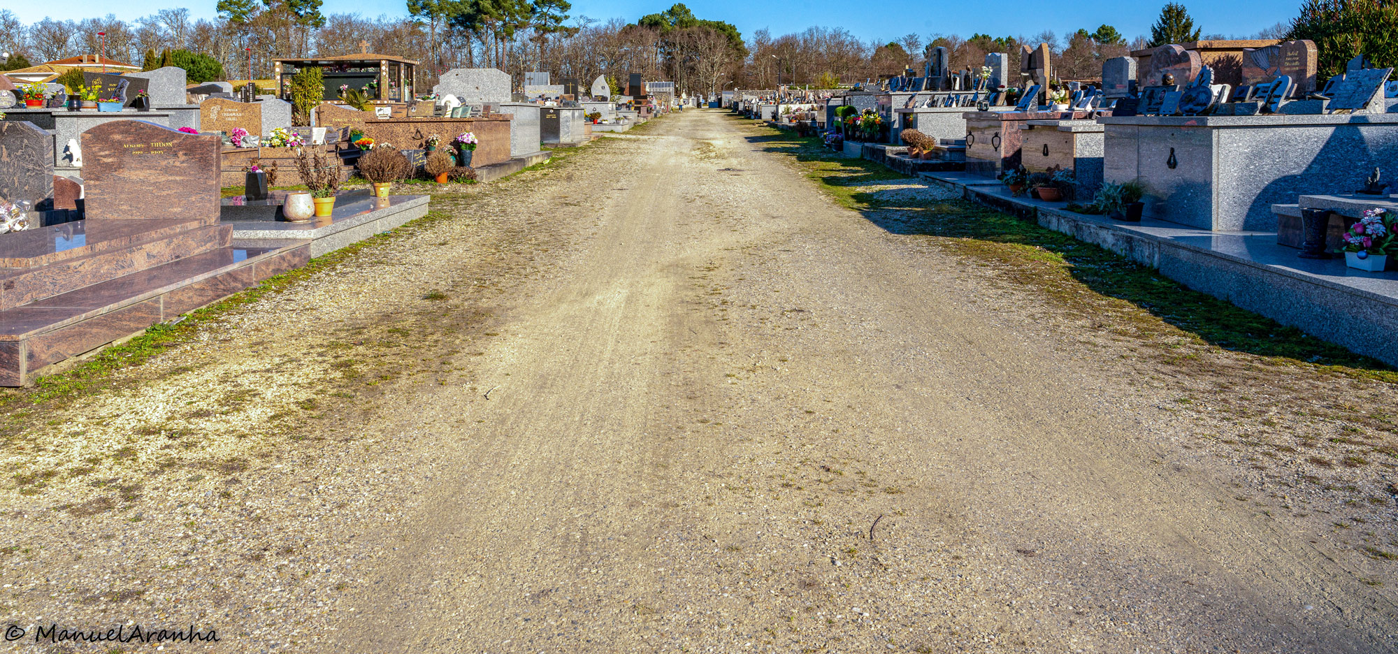 Des aménagements sont en cours au cimetière