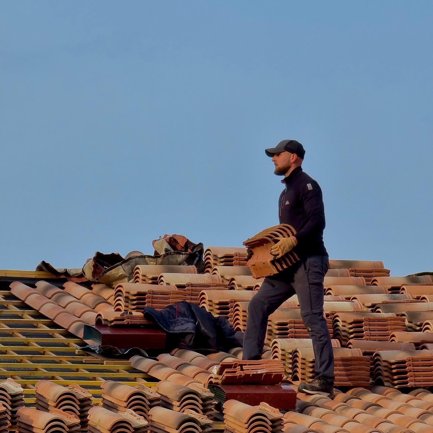 QUELQUES ASTUCES POUR NETTOYER SA TOITURE