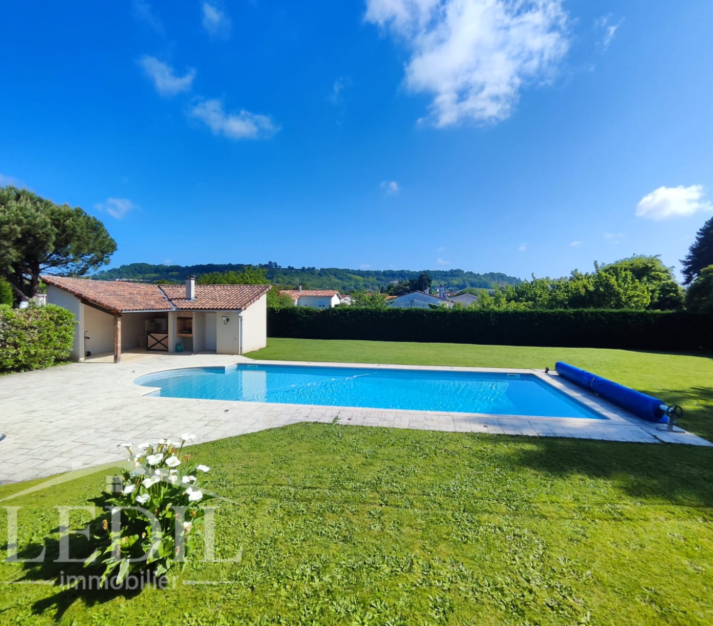 VILLA PLAIN-PIED BOÉ - 4 CHAMBRES AVEC PISCINE