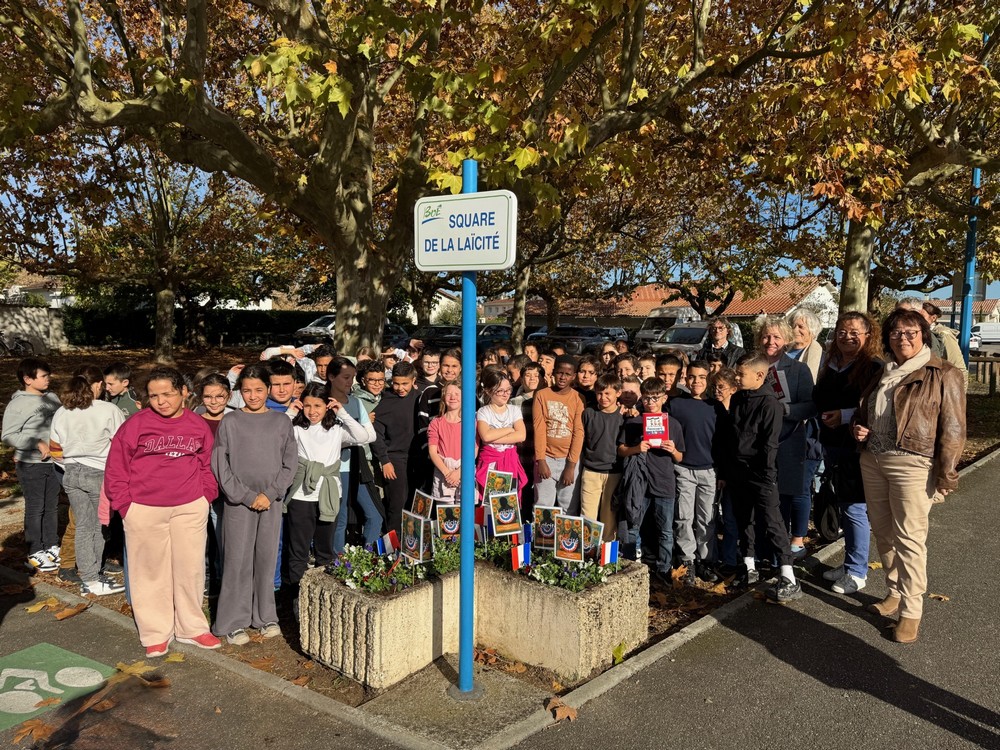 Hommage aux enseignants