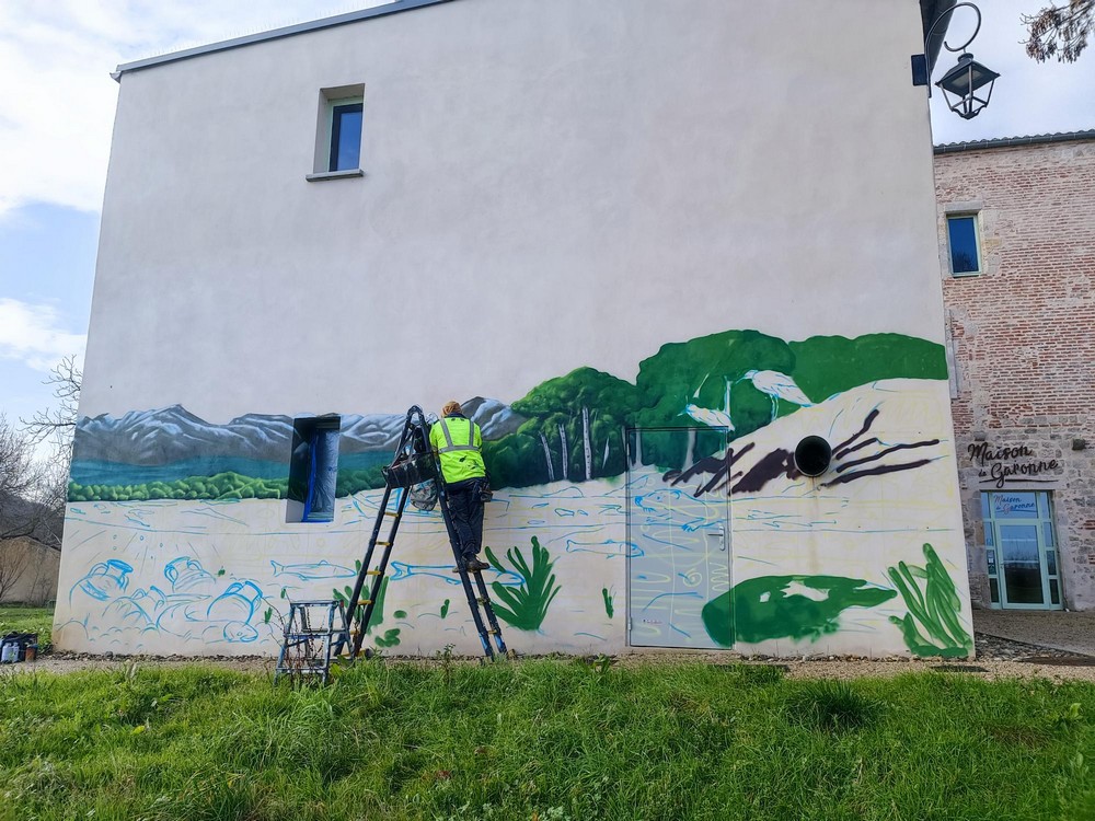 Une fresque habille la Maison de Garonne !