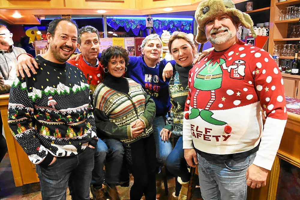 Concours annuel de pull de noël